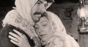 Sarı Arabalar Betiğinden Bir Öykü oynaş