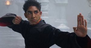 Bir Uyarlama Nasıl Yapılmaz! avatar: Son Hava Bükücü